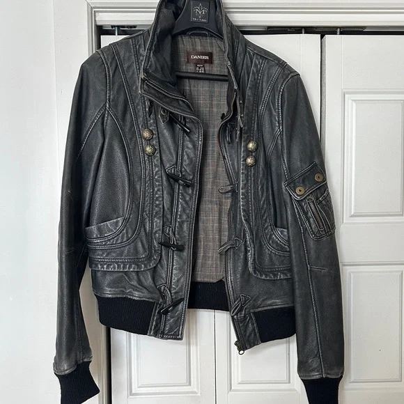 Distressed Aviator Leather Jacket - Picture 5 of 7